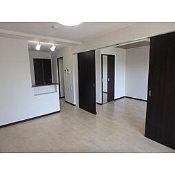 GREENAWAY 305 3階1LDKのリビング/ダイニング