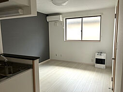 Astoria A 101 1階1LDKのリビング/ダイニング