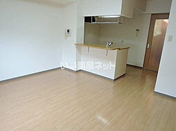 サクシード三日市 203 2階1Kのリビング/ダイニング