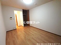 ソレジオ 202 2階1Kのリビング/ダイニング