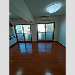 KS宮千代I 401 4階2LDKのリビング/ダイニング