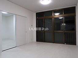 第2カネヒチビル 201 2階3LDKのリビング/ダイニング