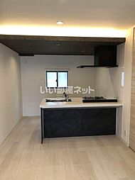 グリーン長束 102 1階2LDKのリビング/ダイニング