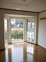 シエル・フルーブ 102 1階2DKのリビング/ダイニング