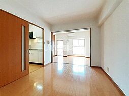 エスタシオン 104 1階2Kのリビング/ダイニング