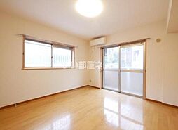 プリムローズ 101 1階1Kのリビング/ダイニング