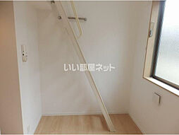 マルケサス立川 102 1階ワンルームのリビング/ダイニング