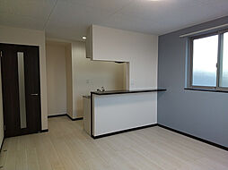 ブルジェオンA 103 1階1LDKのリビング/ダイニング