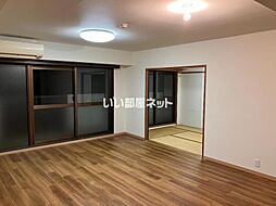 エル・パラドール 106 1階3LDKのリビング/ダイニング