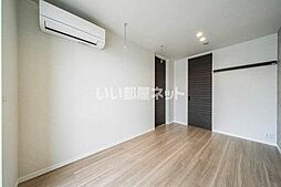 Ｃａｍｅｌｏｔ　Ｅａｓｔ 301 3階1LDKのリビング/ダイニング