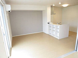 ベルメゾンII 102 1階1LDKのリビング/ダイニング