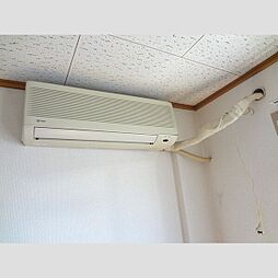 東武小泉線 西小泉駅 徒歩15分の賃貸アパート 1階1DKの寝室