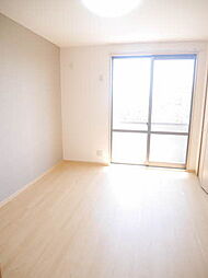 サミット Ｃ 201 2階2LDKのリビング/ダイニング