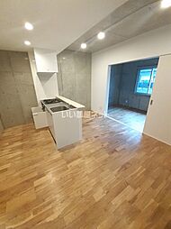 ピース・エルヴィータＡ棟 101 1階2LDKのリビング/ダイニング