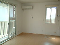 Smiley　Smile　A棟 A102 1階1LDKのリビング/ダイニング