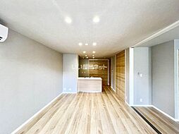 ユーフォリア 301 3階2LDKのリビング/ダイニング