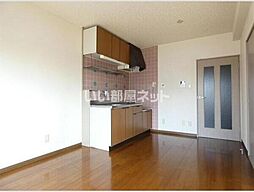 ハイルネッサンス　A 205 3階2DKのリビング/ダイニング