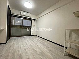 蓮沼ハイム 105 1階ワンルームのリビング/ダイニング