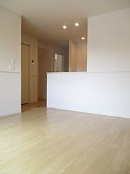 ベルローズ 105 1階1LDKのリビング/ダイニング