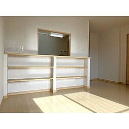 オーク・ファミーユ 101 1階2LDKのリビング/ダイニング