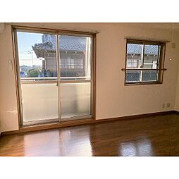 グリーンハイツ大安 211 2階1Kのリビング/ダイニング