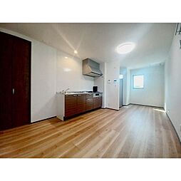 エトワール白梅 102 1階1LDKのリビング/ダイニング