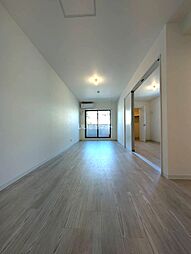 ジーメゾンあやめ池エルシアス 105 3階1LDKのリビング/ダイニング