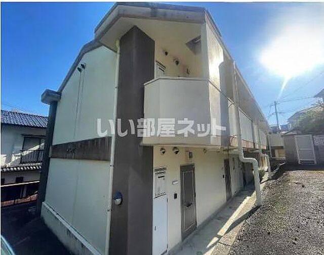 2 / 10