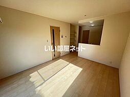 リーブルファイン下箕田 105 1階3LDKのリビング/ダイニング