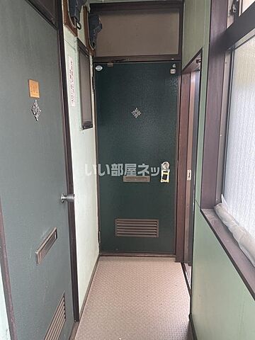 玄関