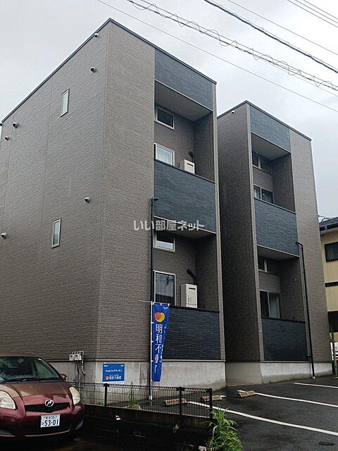3 / 3