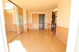 レジデンス　III 101 1階2LDKのリビング/ダイニング