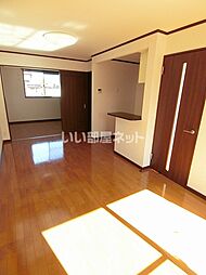 ア・レーズ 103 1階1LDKのリビング/ダイニング