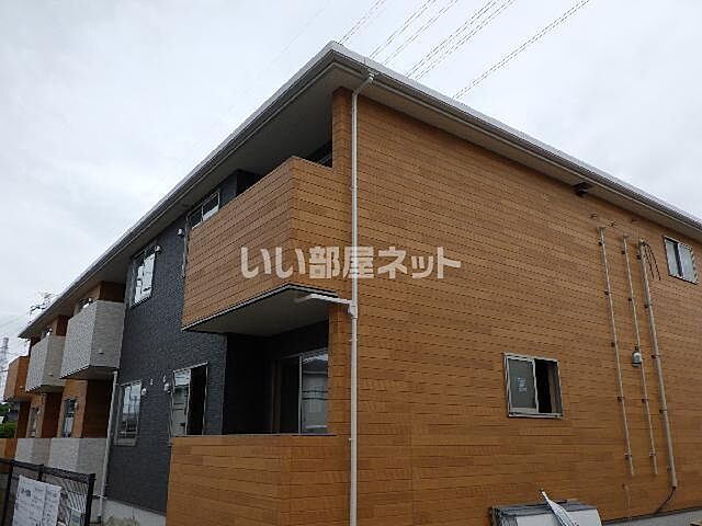 2 / 8