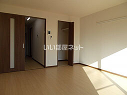 グランハイツ栄町 103 1階1Kのリビング/ダイニング