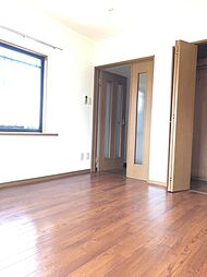 マンションＬＩＶＥ 101 1階1Kのリビング/ダイニング