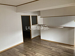 グレーヒル嵐山 305 3階3LDKのリビング/ダイニング