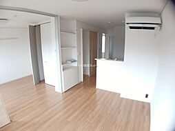 エターナルA棟 202 2階2LDKのリビング/ダイニング