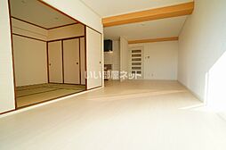 エクセレント墨染 402 4階2LDKのリビング/ダイニング