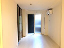 レジデンス京都洛央 101 1階ワンルームのリビング/ダイニング