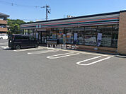 【コンビニエンスストア】セブンイレブン東松戸駅前店まで656ｍ