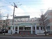 【小学校】米里小学校まで663ｍ