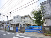 【小学校】松戸市立馬橋小学校まで576ｍ