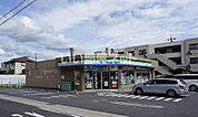 【コンビニエンスストア】ファミリーマート 藤が丘南店まで609ｍ