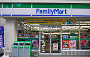 【コンビニエンスストア】ファミリーマート 奥州水沢桜屋敷店まで684ｍ