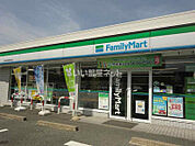 【コンビニエンスストア】ファミリーマート各務野高校前店まで217ｍ