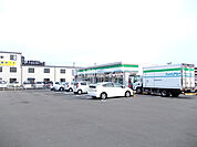【コンビニエンスストア】ファミリーマート金沢無量寺店まで550ｍ