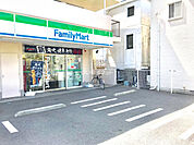 【コンビニエンスストア】ファミリーマート 三ツ境駅東店まで214ｍ