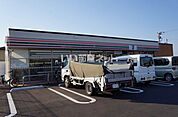 【コンビニエンスストア】セブンイレブン福津宮司店まで1085ｍ