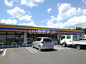 【コンビニエンスストア】ミニストップ 菰野町庁舎前店まで1039ｍ